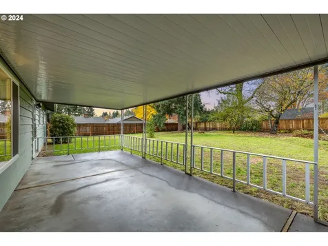 15905 SW 98th Avenue Portland OR 97224