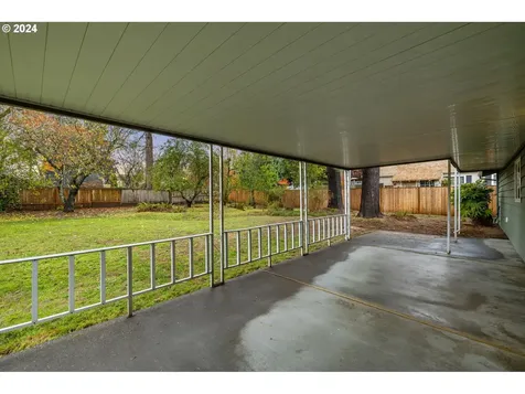 15905 SW 98th Avenue Portland OR 97224