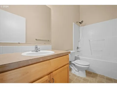 3000 Ne 181st Avenue Vancouver WA 98682