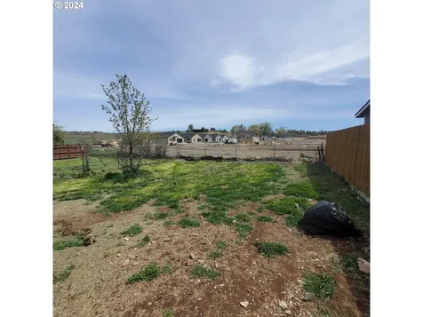 779 Ne Lakeside Drive Madras OR 97741