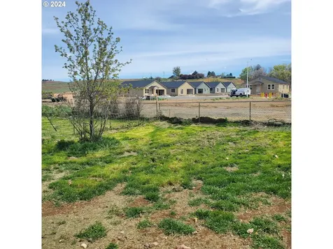 779 Ne Lakeside Drive Madras OR 97741