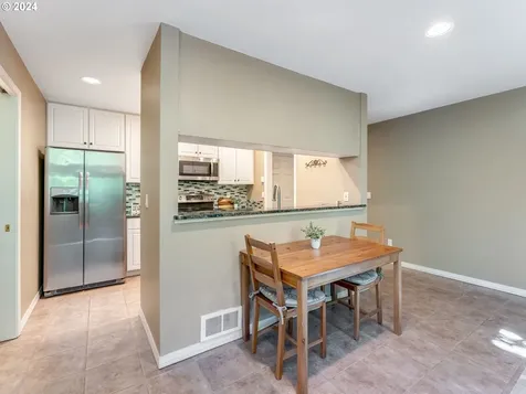 9600 Nw Miller Hill Drive Portland OR 97229