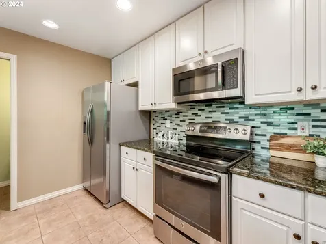 9600 Nw Miller Hill Drive Portland OR 97229