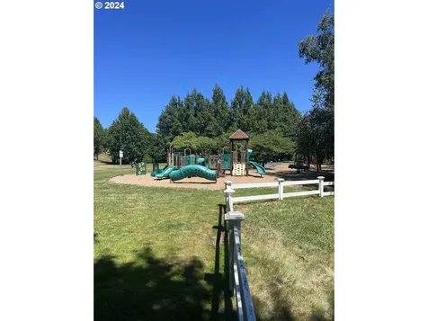 9600 Nw Miller Hill Drive Portland OR 97229