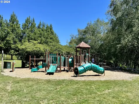9600 Nw Miller Hill Drive Portland OR 97229