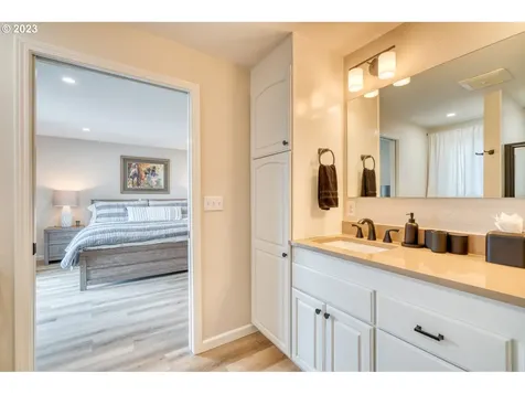 12101 SW River Road Hillsboro OR 97123