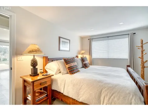 12101 SW River Road Hillsboro OR 97123