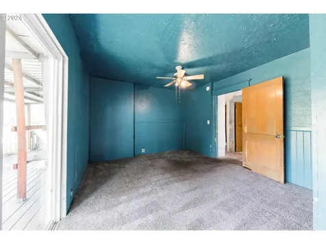 4643 N Gantenbein Avenue Portland OR 97217