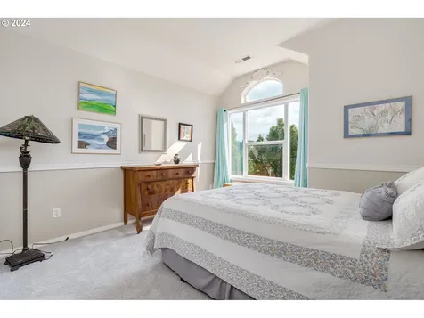 11709 Salmonberry Drive Oregon City OR 97045