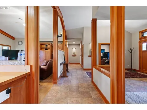 2718 SW Titleist Circle Corvallis OR 97333