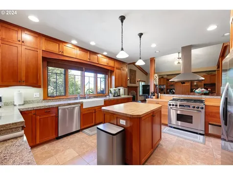 2718 SW Titleist Circle Corvallis OR 97333