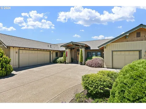 2718 SW Titleist Circle Corvallis OR 97333
