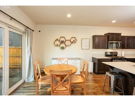 2114 S Meadowlark Drive Ridgefield WA 98642