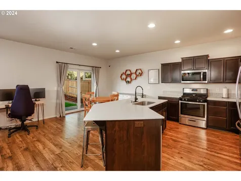 2114 S Meadowlark Drive Ridgefield WA 98642