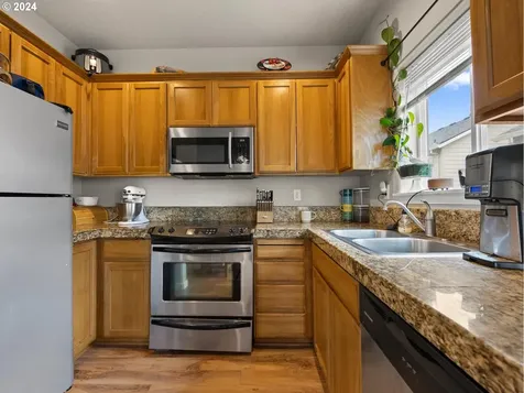 139 Nw Western Way Hillsboro OR 97124