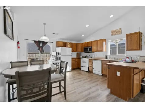 271 Bridgeport Avenue Umatilla OR 97882