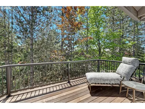 7090 Sw Benham Court Portland OR 97225