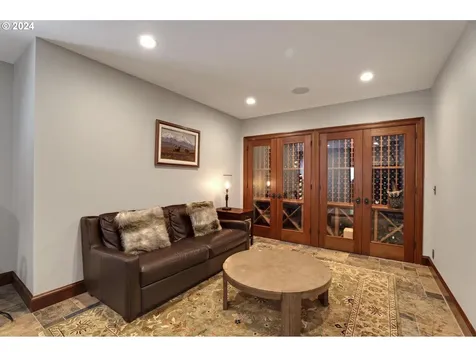 7090 Sw Benham Court Portland OR 97225