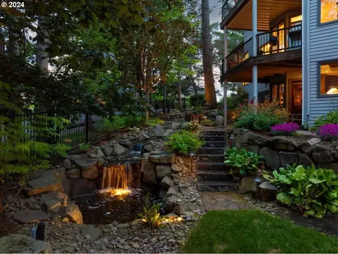 7090 Sw Benham Court Portland OR 97225