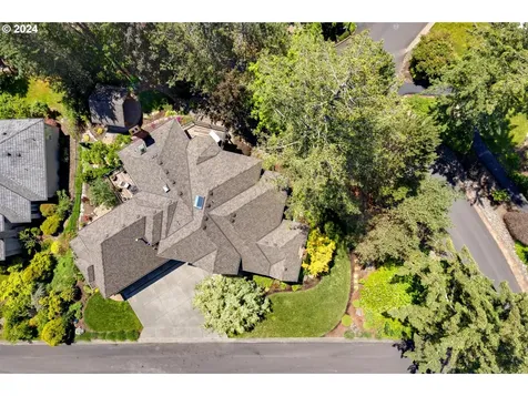 7090 Sw Benham Court Portland OR 97225