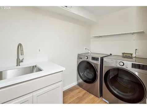 616 Ne Morris Street Portland OR 97212