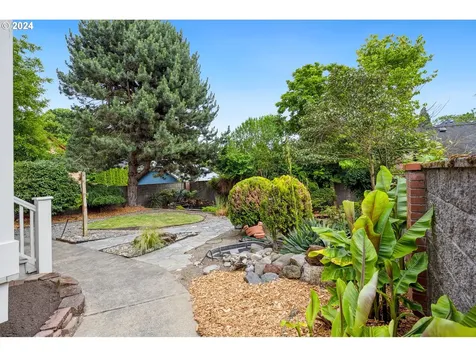 616 Ne Morris Street Portland OR 97212