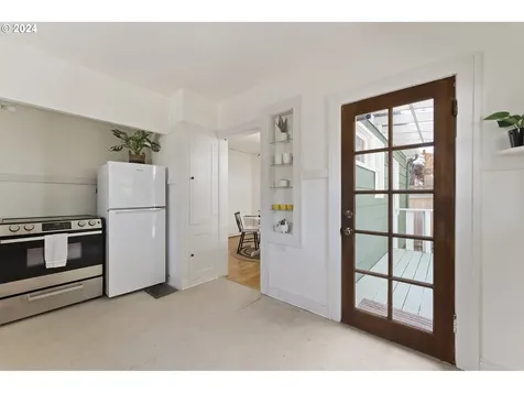 2951 Ne 34th Avenue Portland OR 97212