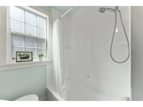 2951 Ne 34th Avenue Portland OR 97212