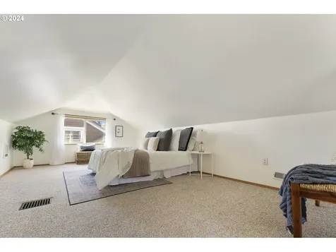 2951 Ne 34th Avenue Portland OR 97212