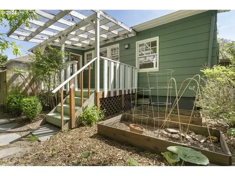 2951 Ne 34th Avenue Portland OR 97212