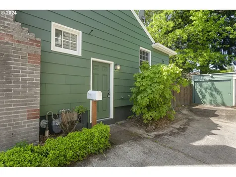 2951 Ne 34th Avenue Portland OR 97212