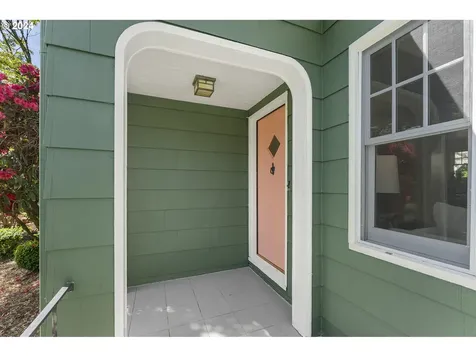 2951 Ne 34th Avenue Portland OR 97212