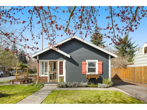 5307 NE 38th Avenue Portland OR 97211
