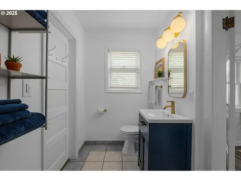 5307 NE 38th Avenue Portland OR 97211