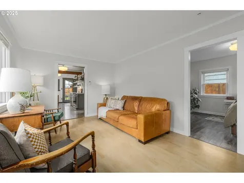 5307 NE 38th Avenue Portland OR 97211