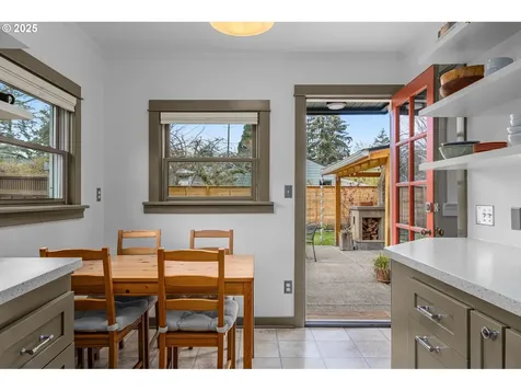 5307 NE 38th Avenue Portland OR 97211