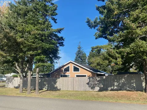 356 19th Street Port Orford OR 97465