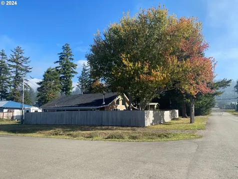 356 19th Street Port Orford OR 97465