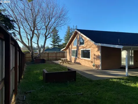 356 19th Street Port Orford OR 97465