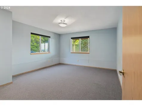 33717 Se 6th Street Washougal WA 98671