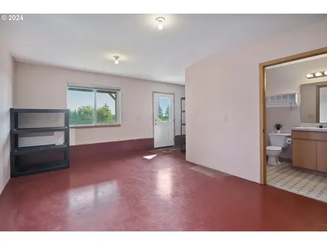 33717 Se 6th Street Washougal WA 98671