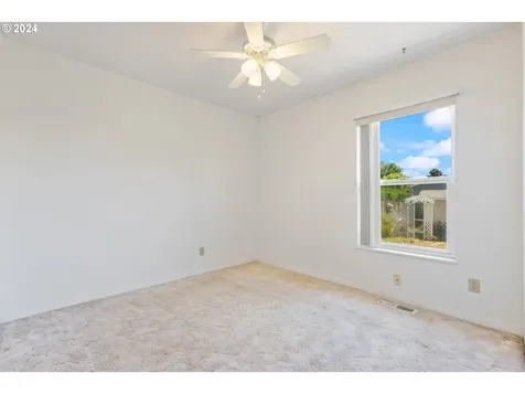 520 Se Lacreole Drive Dallas OR 97338