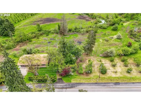 8986 Thurston Road Springfield OR 97478