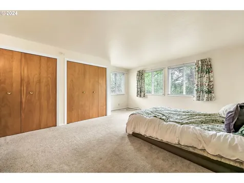 8986 Thurston Road Springfield OR 97478