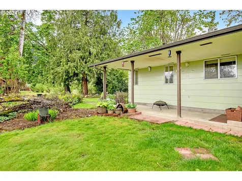 8986 Thurston Road Springfield OR 97478