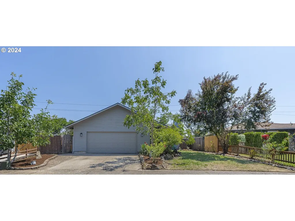 1205 Laurelhurst Drive Eugene OR 97402