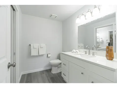 1205 Laurelhurst Drive Eugene OR 97402
