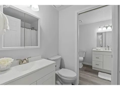 1205 Laurelhurst Drive Eugene OR 97402