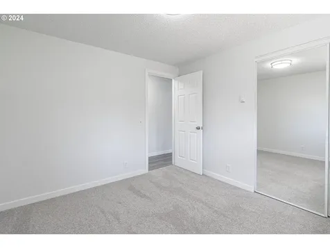 1205 Laurelhurst Drive Eugene OR 97402