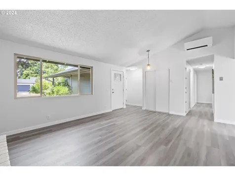 1205 Laurelhurst Drive Eugene OR 97402